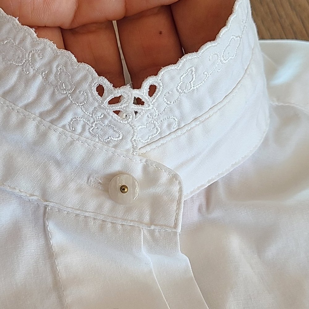 Lace Embroidery Designer Blouse White Top Made Japan Luxury pearl silk buttons